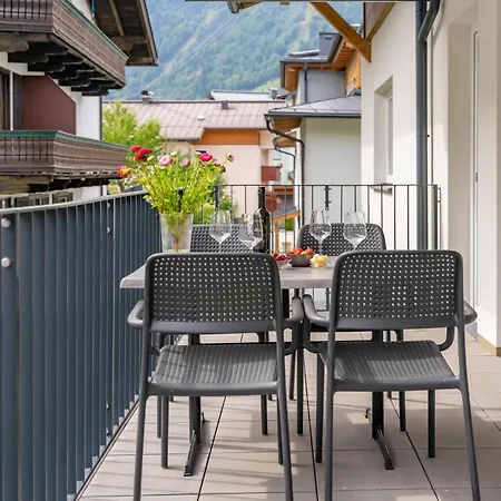 Appartement Falken 4 *